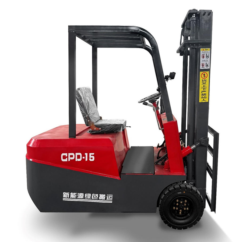 1.5吨三支点电动叉车